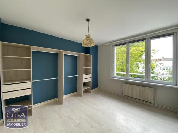Appartement à louer 2 pièces 57.93m² Dunkerque (59240)