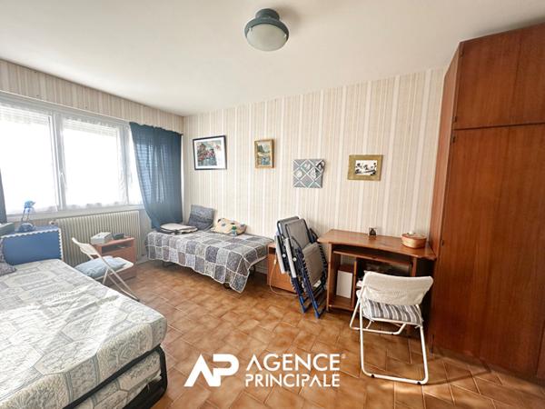 Appartement T4 95 m² La Rochelle. Terrasse. Parking ? Proche gare et Vieux-Port 367 500 € **  - Référence  HDO587D1