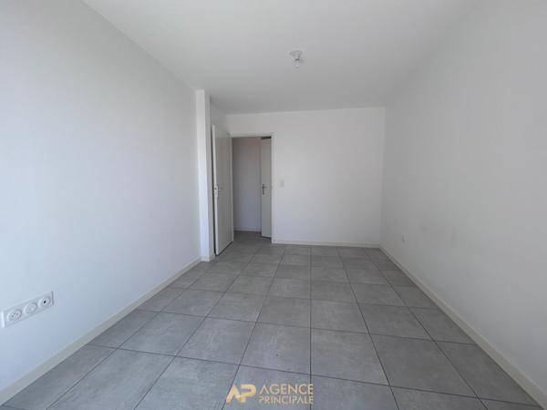 Appartement T4 La Rochelle proche des commerces 320 000 € **  - Référence  FB749