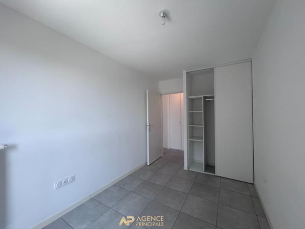 Appartement T4 La Rochelle proche des commerces 320 000 € **  - Référence  FB749