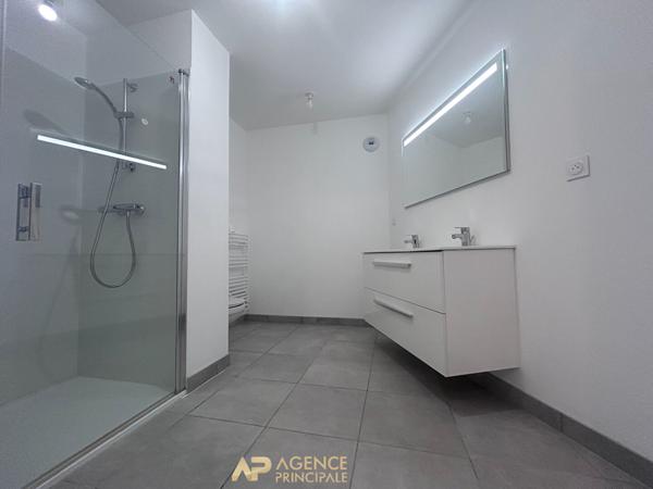Appartement T4 La Rochelle proche des commerces 320 000 € **  - Référence  FB749