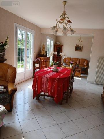 Maison à vendre à Saint-Aignan dans la Sarthe (72110), ref : 72126-2963