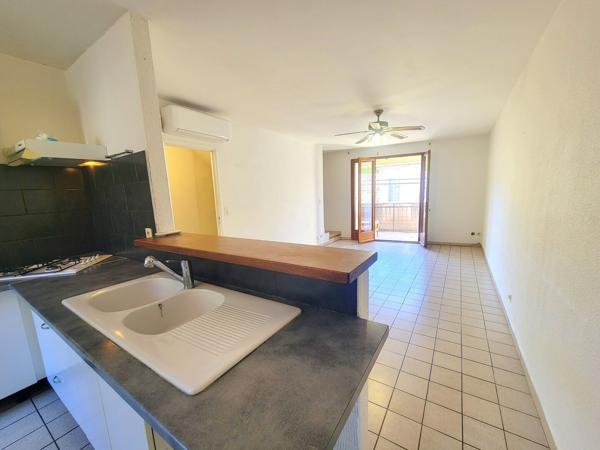 Maison de village 75 m² – Garage, balcon et cave 129 000 €