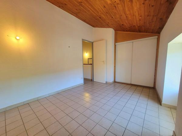 Maison de village 75 m² – Garage, balcon et cave 129 000 €