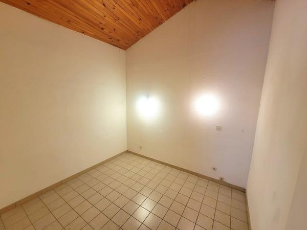 Maison de village 75 m² – Garage, balcon et cave 129 000 €