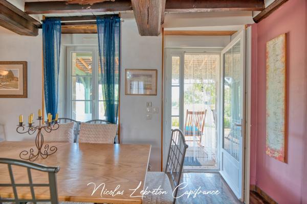 Maison en pierre rénovée de 202 m² – 4 chambres + studio indépendant – Dépendance de 100 m² – Terrain clos de 2 775 m²
