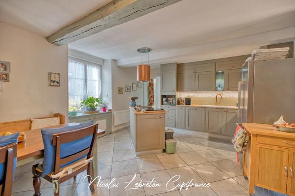 Maison en pierre rénovée de 202 m² – 4 chambres + studio indépendant – Dépendance de 100 m² – Terrain clos de 2 775 m²