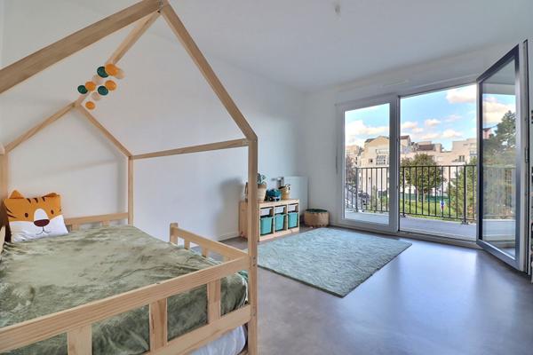 Appartement Sannois 4 pièce(s) 105 m2 + PARKING + DEUX TERRASSES