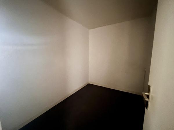 Biarritz : 705 € - AJP Mateille Immobilier Biarritz