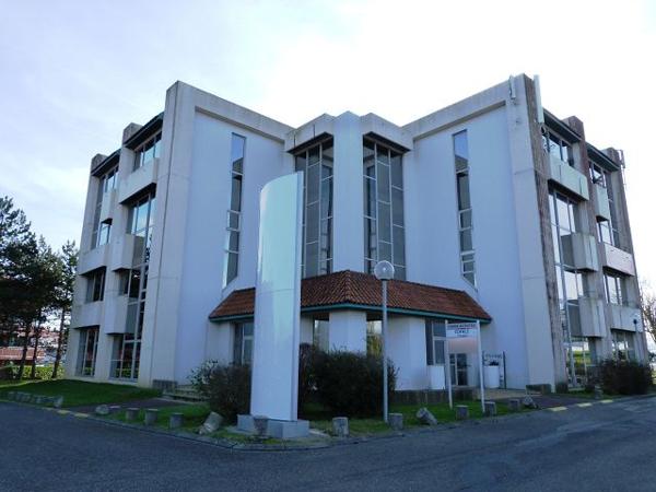 Biarritz : 705 € - AJP Mateille Immobilier Biarritz