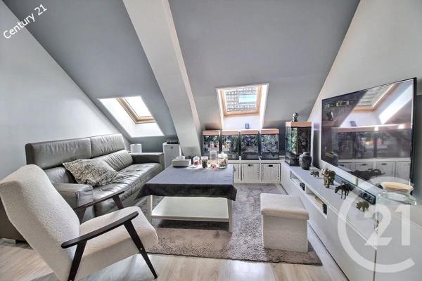 Appartement F4 à vendre  4 pièces - 65 m 2   CHATEAU THIERRY  - 02