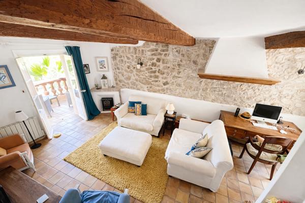 Les Arcs (83460) LES ARCS sur ARGENS Maison de village GARAGE, JARDIN et TERRASSES