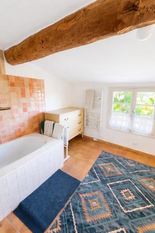 Les Arcs (83460) LES ARCS sur ARGENS Maison de village GARAGE, JARDIN et TERRASSES