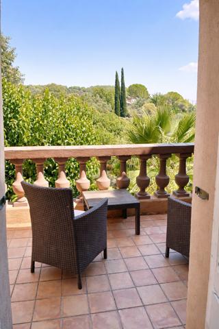 Les Arcs (83460) LES ARCS sur ARGENS Maison de village GARAGE, JARDIN et TERRASSES