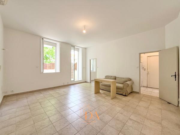 Marseille (13014) À VENDRE - Appartement T3 — 72 m² + Terrasse 17,50 m² — Marseille 14ème