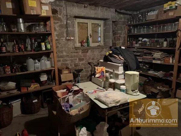 Vente                                                      Maison
                        
                     8 pièces                      162 m2                     à Millau