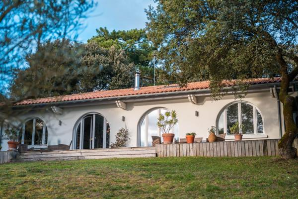 BELLE VILLA PLEINE VUE MER DANS UN CADRE UNIQUE