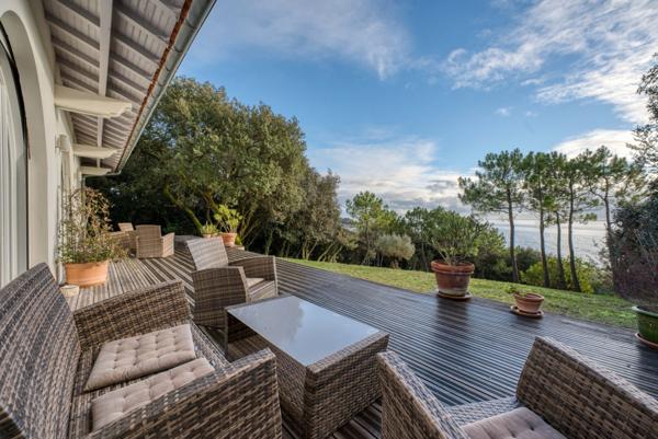 BELLE VILLA PLEINE VUE MER DANS UN CADRE UNIQUE