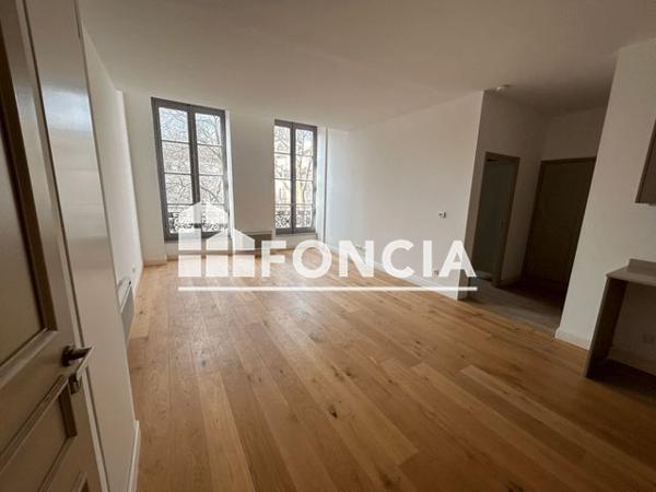 Location Appartement 2 pièces 46.5 m² - BÂTIMENT A - Nimes 30000