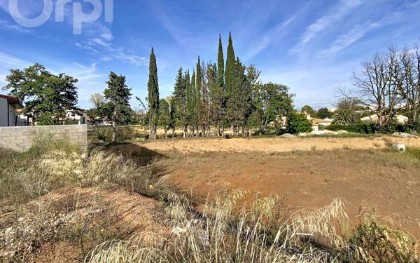 Terrain à vendre    Thuir