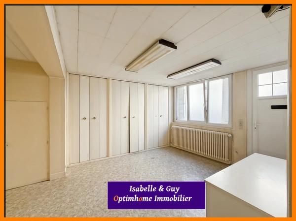 IMMEUBLE EN CENTRE-VILLE DE VERNEUIL-SUR-AVRE
