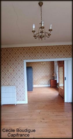 A deux pas du stade nautique, dans le quartier recherché du buisson, villa familiale d'environ 120m² habitables.