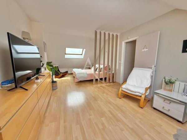 Maison Pontault Combault 6 pièce(s) 382 m2