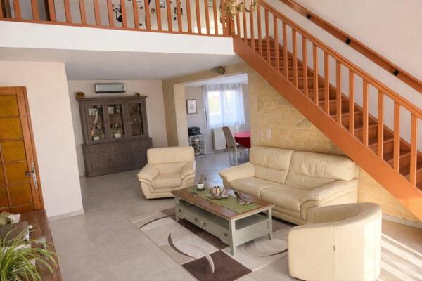 Vente / Maison et grand terrain