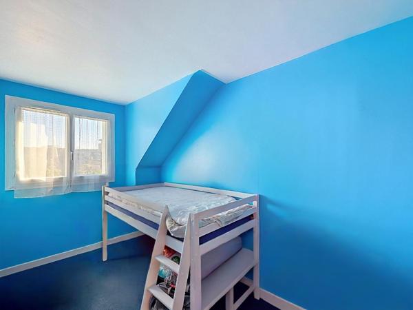 Maison familiale avec jardin