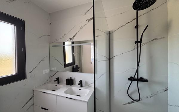 Maison à vendre    4 pièces •  Narbonne