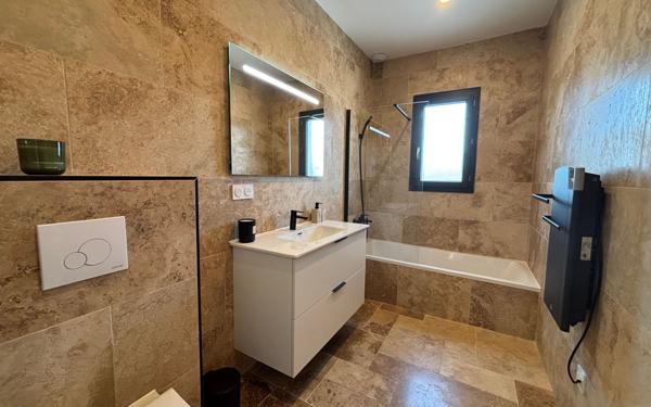 Maison à vendre    4 pièces •  Narbonne