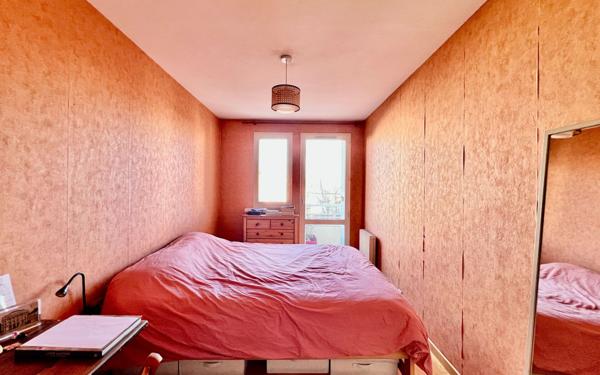 Appartement à vendre    4 pièces • 79,05 m2 Paris 19