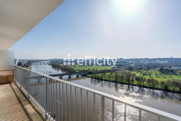 Appartement
         4 pièces
        - 74 m² 129 000 € *