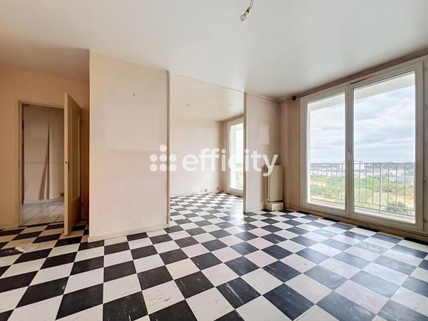 Appartement
         4 pièces
        - 74 m² 129 000 € *
