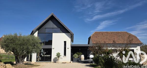 Maison à vendre 6 pièces 243 m² Saint-Jean-Lespinasse