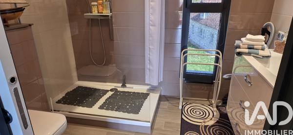Maison à vendre 6 pièces 243 m² Saint-Jean-Lespinasse