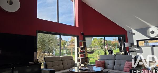 Maison à vendre 6 pièces 243 m² Saint-Jean-Lespinasse