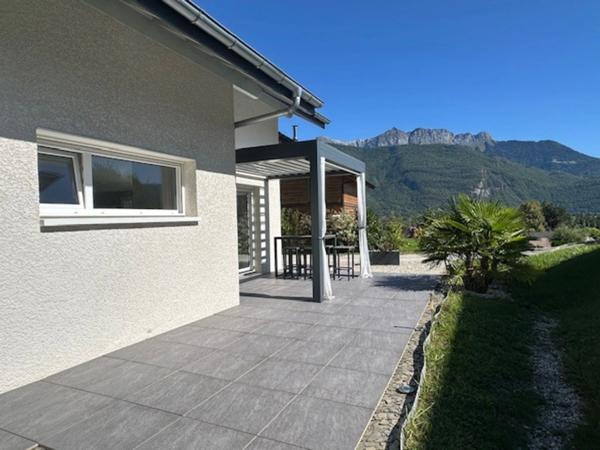 Maison contemporaine au calme avec vue Montagne – Lathuile / Doussard