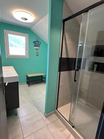 Maison contemporaine au calme avec vue Montagne – Lathuile / Doussard