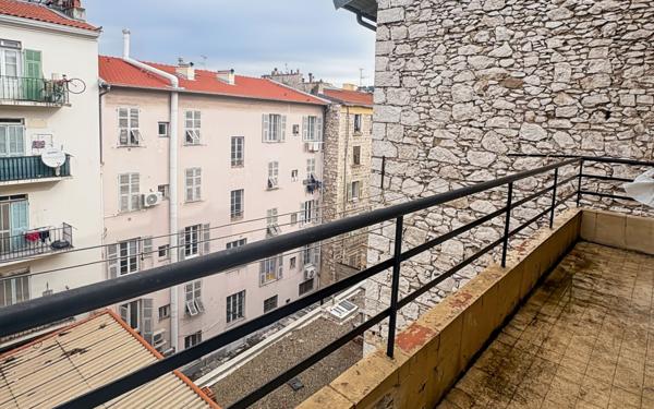 Appartement à vendre    2 pièces • 35 m2 Nice