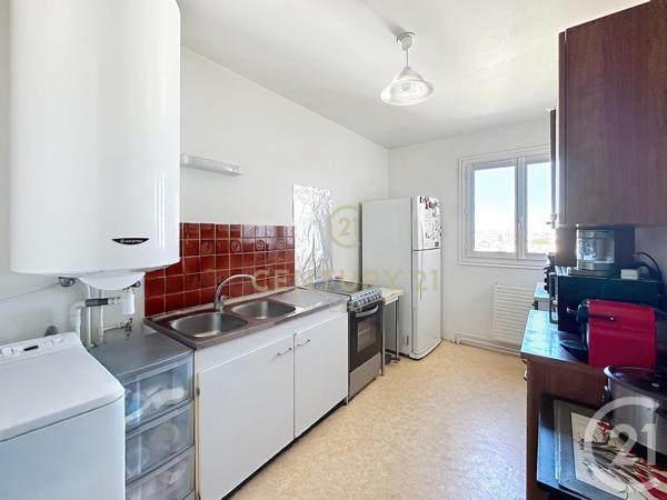 Appartement F5 à vendre  5 pièces - 91,50 m2 CHAMPS SUR MARNE - 77