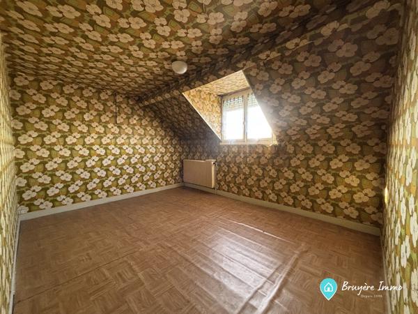 Maison mitoyenne 1 côté à vendre, 6 pièces - Hirson 02500