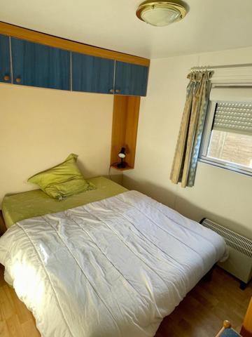 Terrain de loisir de 220m² avec ses aménagements.