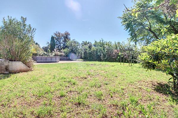 A VENDRE EN EXCLUSIVITE ! Maison Vidauban 4 pièces 97 m² Terrain 1515 m² - Garage