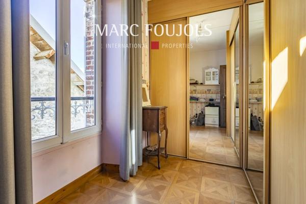 Proche Senlis – Maison en Pierre avec terrasse et jardinet