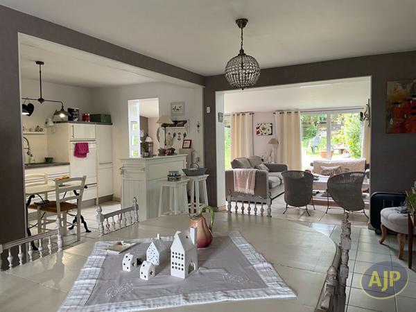 Vente maison Saintes : 337 600 € - AJP Immobilier Saintes
