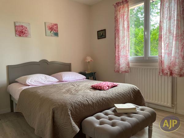 Vente maison Saintes : 337 600 € - AJP Immobilier Saintes