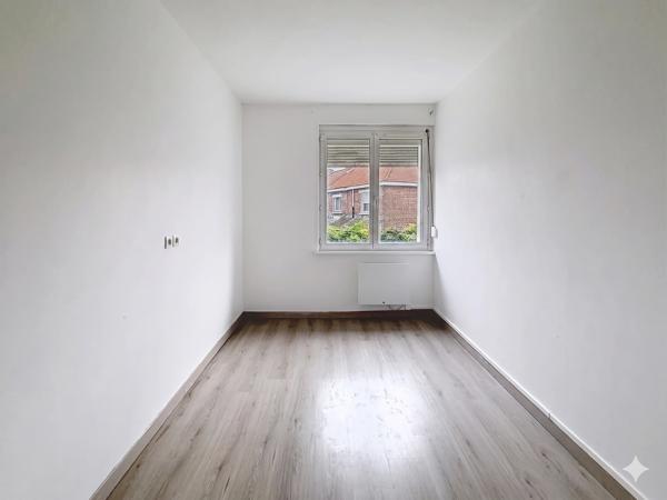 Maison mitoyenne type Batir prox CHR