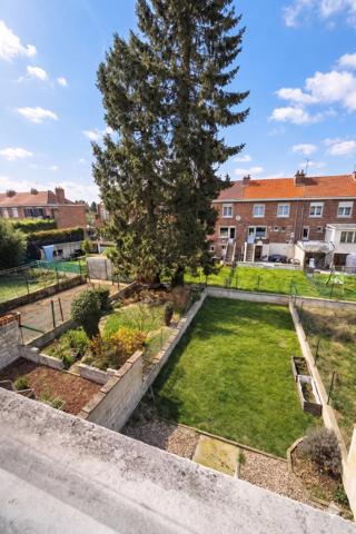Maison mitoyenne type Batir prox CHR