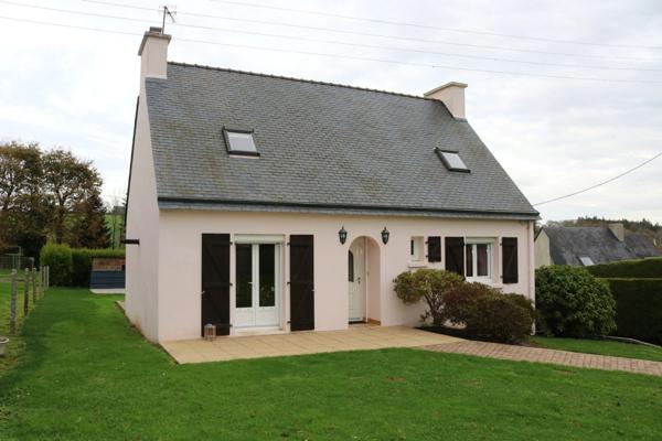 Maison à vendre QUIMPER (29) 4 chambres, 96 m2 sur terrain de 1156 m2 Sous sol complet